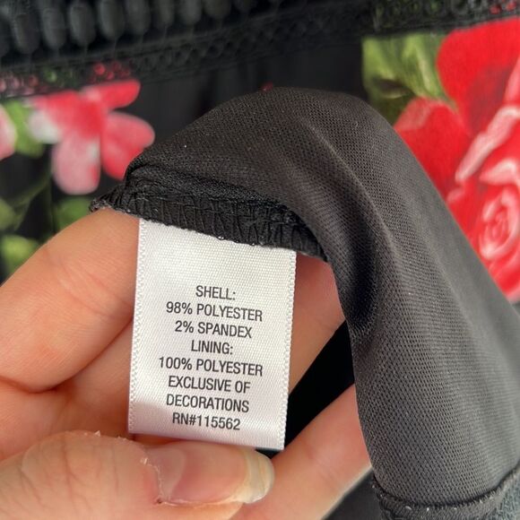 Disney Princess Black and Rose Sleeveless Fit and Flare Eyelet Dress Size Small - Picture 13 of 15